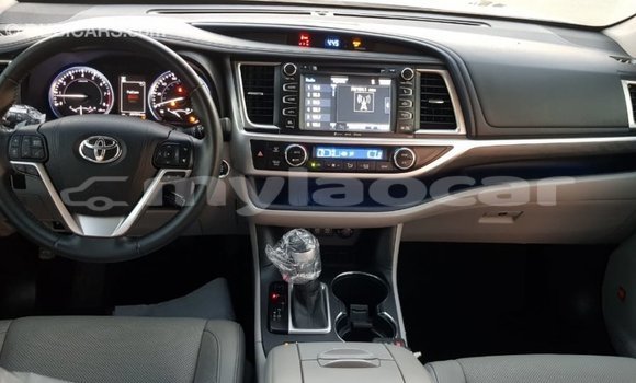Buy Import Toyota Highlander Other Car in Import - Dubai in Attapeu Province Buy Import Toyota Highlander Other Car in Import - Dubai in Attapeu Province