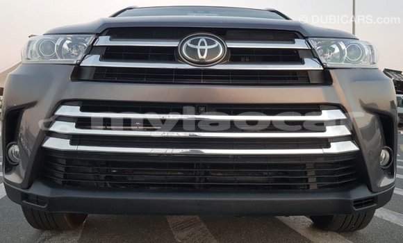 Buy Import Toyota Highlander Other Car in Import - Dubai in Attapeu Province Buy Import Toyota Highlander Other Car in Import - Dubai in Attapeu Province