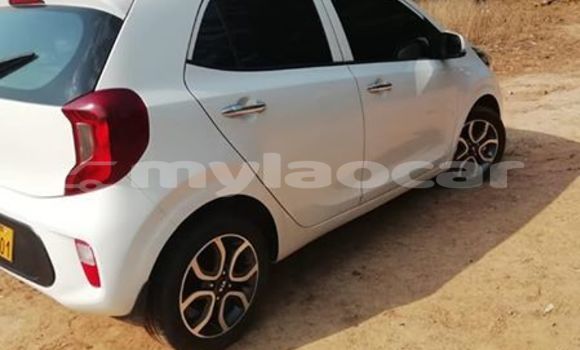 Buy Used Kia Morning White Car in Vientiane in Vientiane Province Buy Used Kia Morning White Car in Vientiane in Vientiane Province