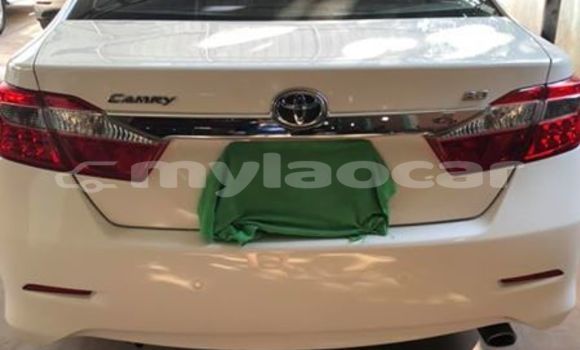 Buy Used Toyota Camry White Car in Vientiane in Vientiane Province Buy Used Toyota Camry White Car in Vientiane in Vientiane Province