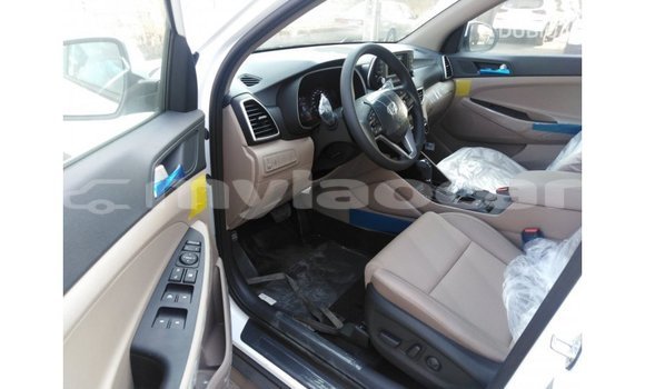 Buy Import Hyundai Tucson White Car in Import - Dubai in Attapeu Province Buy Import Hyundai Tucson White Car in Import - Dubai in Attapeu Province