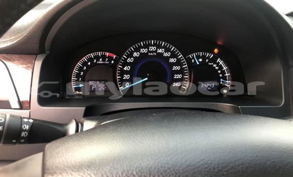 Buy Used Toyota Camry White Car in Vientiane in Vientiane Province Buy Used Toyota Camry White Car in Vientiane in Vientiane Province