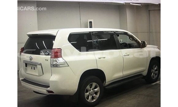 Buy Import Toyota Prado White Car in Import - Dubai in Attapeu Province Buy Import Toyota Prado White Car in Import - Dubai in Attapeu Province