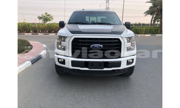 Buy Import Ford Club Wagon White Car in Import - Dubai in Attapeu Province