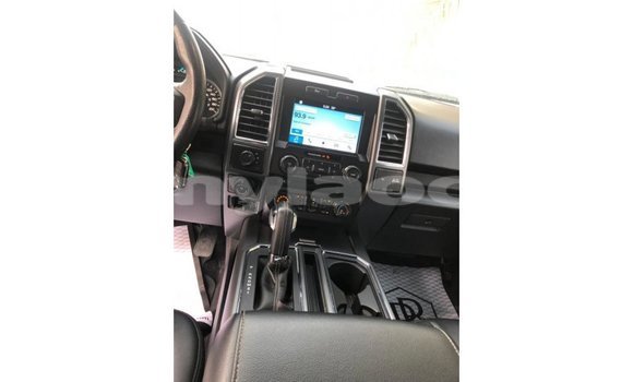 Buy Import Ford Club Wagon White Car in Import - Dubai in Attapeu Province Buy Import Ford Club Wagon White Car in Import - Dubai in Attapeu Province