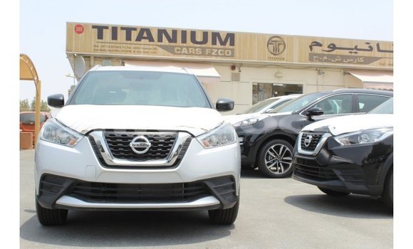 Buy Import Nissan Evalia Other Truck in Import - Dubai in Attapeu Province