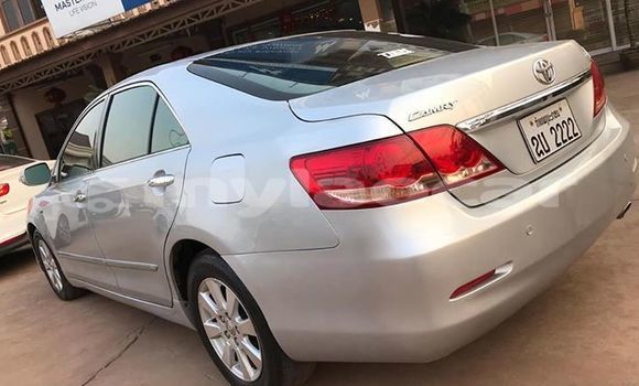 Buy Used Toyota Camry Silver Car in Vientiane in Vientiane Province Buy Used Toyota Camry Silver Car in Vientiane in Vientiane Province