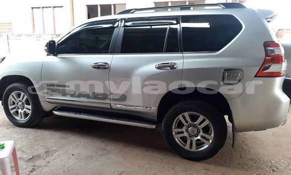 Buy Used Toyota Land Cruiser Prado Silver Car in Vientiane in Vientiane Province Buy Used Toyota Land Cruiser Prado Silver Car in Vientiane in Vientiane Province