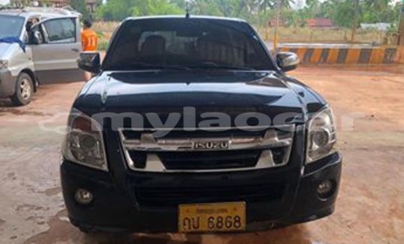 Buy Used Isuzu D–MAX Black Car in Vientiane in Vientiane Province