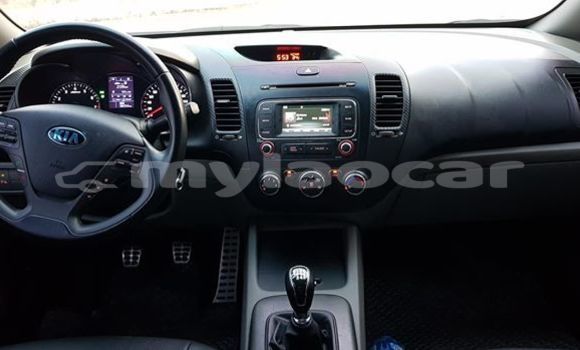 Buy Used Kia Cerato White Car in Vientiane in Vientiane Province Buy Used Kia Cerato White Car in Vientiane in Vientiane Province