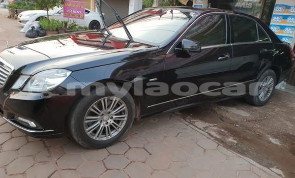 Acheter Occasion Voiture Mercedes-Benz E-klasse Noir à Vientiane, Vientiane Province Acheter Occasion Voiture Mercedes-Benz E-klasse Noir à Vientiane, Vientiane Province