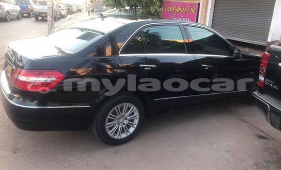 Acheter Occasion Voiture Mercedes-Benz E-klasse Noir à Vientiane, Vientiane Province Acheter Occasion Voiture Mercedes-Benz E-klasse Noir à Vientiane, Vientiane Province