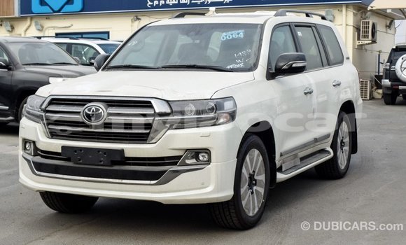 Buy Import Toyota Land Cruiser White Car in Import - Dubai in Attapeu Province Buy Import Toyota Land Cruiser White Car in Import - Dubai in Attapeu Province