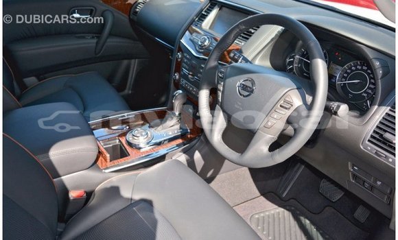 Acheter Import Voiture Nissan Patrol Blanc à Import - Dubai, Attapeu Province Acheter Import Voiture Nissan Patrol Blanc à Import - Dubai, Attapeu Province