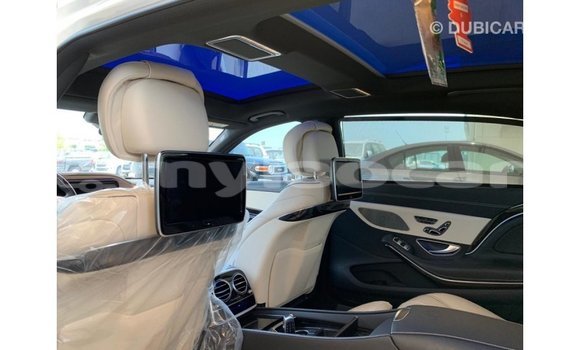 Buy Import Mercedes-Benz 190 (W201) White Car in Import - Dubai in Attapeu Province Buy Import Mercedes-Benz 190 (W201) White Car in Import - Dubai in Attapeu Province