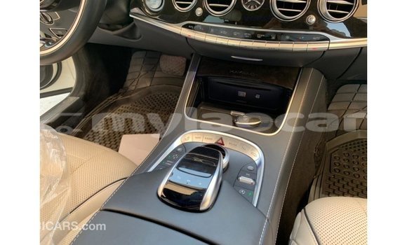 Buy Import Mercedes-Benz 190 (W201) White Car in Import - Dubai in Attapeu Province Buy Import Mercedes-Benz 190 (W201) White Car in Import - Dubai in Attapeu Province