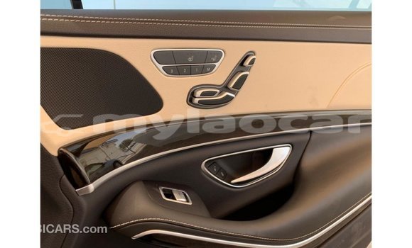 Buy Import Mercedes-Benz 190 (W201) White Car in Import - Dubai in Attapeu Province Buy Import Mercedes-Benz 190 (W201) White Car in Import - Dubai in Attapeu Province