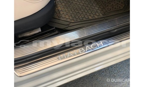 Buy Import Mercedes-Benz 190 (W201) White Car in Import - Dubai in Attapeu Province Buy Import Mercedes-Benz 190 (W201) White Car in Import - Dubai in Attapeu Province