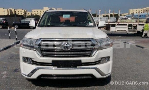 Buy Import Toyota Land Cruiser White Car in Import - Dubai in Attapeu Province Buy Import Toyota Land Cruiser White Car in Import - Dubai in Attapeu Province