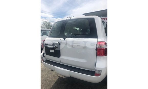 Buy Import Toyota Land Cruiser Black Car in Import - Dubai in Attapeu Province Buy Import Toyota Land Cruiser Black Car in Import - Dubai in Attapeu Province