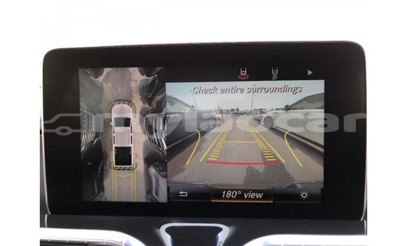 Acheter Import Voiture Mercedes-Benz 250 Blanc à Import - Dubai, Attapeu Province Acheter Import Voiture Mercedes-Benz 250 Blanc à Import - Dubai, Attapeu Province