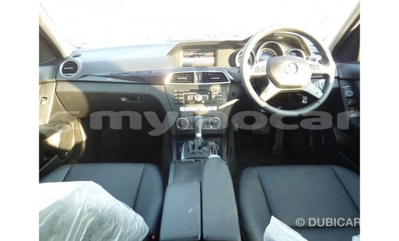 Buy Import Mercedes-Benz 200 White Car in Import - Dubai in Attapeu Province Buy Import Mercedes-Benz 200 White Car in Import - Dubai in Attapeu Province