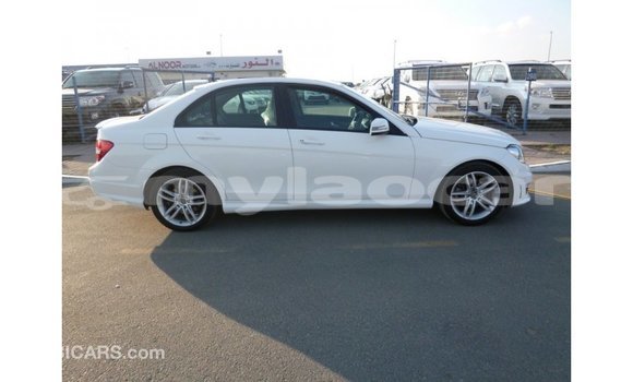 Buy Import Mercedes-Benz 200 White Car in Import - Dubai in Attapeu Province Buy Import Mercedes-Benz 200 White Car in Import - Dubai in Attapeu Province