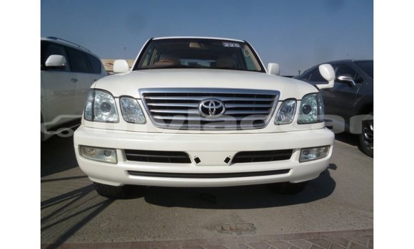 Buy Import Toyota Land Cruiser White Car in Import - Dubai in Attapeu Province Buy Import Toyota Land Cruiser White Car in Import - Dubai in Attapeu Province