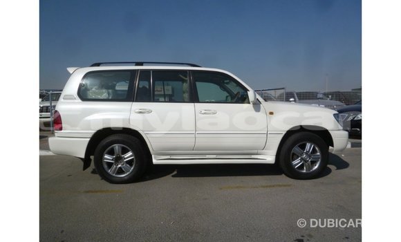 Buy Import Toyota Land Cruiser White Car in Import - Dubai in Attapeu Province Buy Import Toyota Land Cruiser White Car in Import - Dubai in Attapeu Province