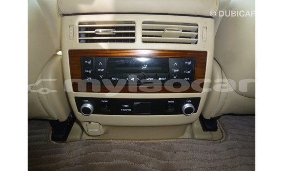 ຊື້ ການ ນຳ ເຂົ້າ Toyota Land Cruiser Black ລົດ ໃນ Import - Dubai ໃນ Attapeu Province ຊື້ ການ ນຳ ເຂົ້າ Toyota Land Cruiser Black ລົດ ໃນ Import - Dubai ໃນ Attapeu Province