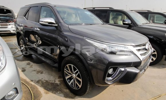 ຊື້ ການ ນຳ ເຂົ້າ Toyota Fortuner Other ລົດ ໃນ Import - Dubai ໃນ Attapeu Province