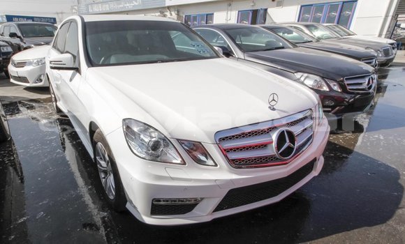 ຊື້ ການ ນຳ ເຂົ້າ Mercedes-Benz 200 White ລົດ ໃນ Import - Dubai ໃນ Attapeu Province ຊື້ ການ ນຳ ເຂົ້າ Mercedes-Benz 200 White ລົດ ໃນ Import - Dubai ໃນ Attapeu Province