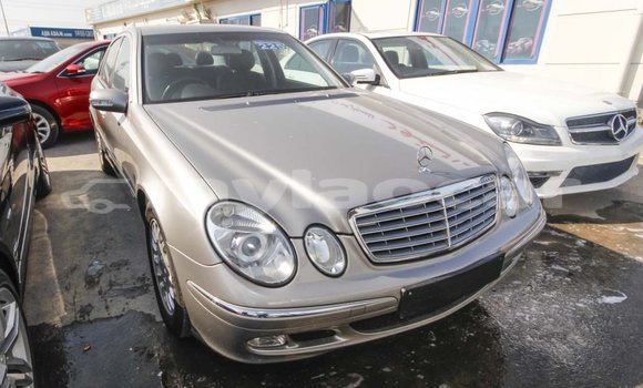 ຊື້ ການ ນຳ ເຂົ້າ Mercedes-Benz 200 Other ລົດ ໃນ Import - Dubai ໃນ Attapeu Province