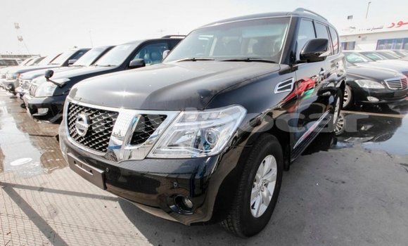 ຊື້ ການ ນຳ ເຂົ້າ Nissan Patrol Black ລົດ ໃນ Import - Dubai ໃນ Attapeu Province