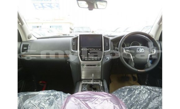 Buy Import Toyota Land Cruiser Other Car in Import - Dubai in Attapeu Province Buy Import Toyota Land Cruiser Other Car in Import - Dubai in Attapeu Province