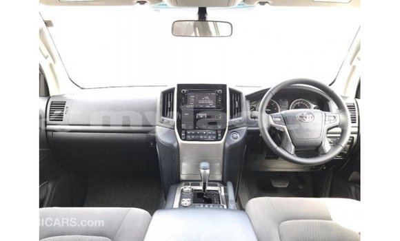 Buy Import Toyota Land Cruiser Other Car in Import - Dubai in Attapeu Province Buy Import Toyota Land Cruiser Other Car in Import - Dubai in Attapeu Province
