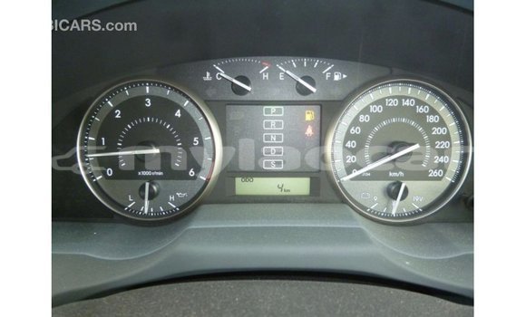 Acheter Import Voiture Toyota Land Cruiser Noir à Import - Dubai, Attapeu Province Acheter Import Voiture Toyota Land Cruiser Noir à Import - Dubai, Attapeu Province