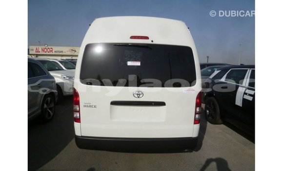 Acheter Import Voiture Toyota Hiace Blanc à Import - Dubai, Attapeu Province Acheter Import Voiture Toyota Hiace Blanc à Import - Dubai, Attapeu Province