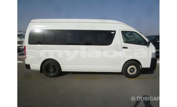Acheter Import Voiture Toyota Hiace Blanc à Import - Dubai, Attapeu Province Acheter Import Voiture Toyota Hiace Blanc à Import - Dubai, Attapeu Province