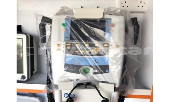 Buy Import Toyota Hiace White Car in Import - Dubai in Attapeu Province Buy Import Toyota Hiace White Car in Import - Dubai in Attapeu Province