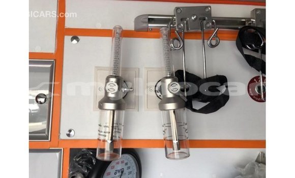 Buy Import Toyota Hiace White Car in Import - Dubai in Attapeu Province Buy Import Toyota Hiace White Car in Import - Dubai in Attapeu Province