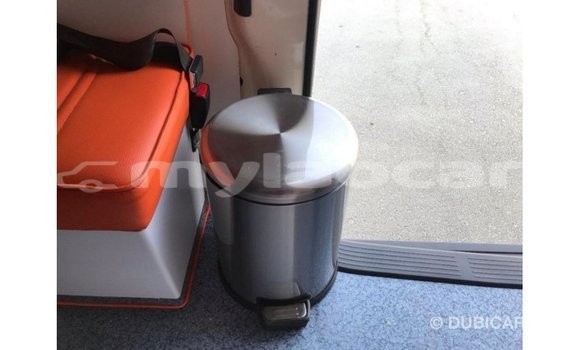 Buy Import Toyota Hiace White Car in Import - Dubai in Attapeu Province Buy Import Toyota Hiace White Car in Import - Dubai in Attapeu Province