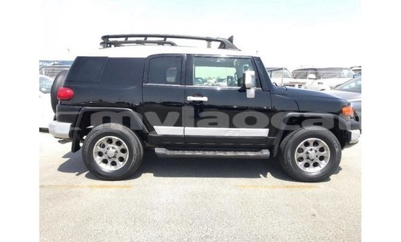 Acheter Import Voiture Toyota FJ Cruiser Noir à Import - Dubai, Attapeu Province Acheter Import Voiture Toyota FJ Cruiser Noir à Import - Dubai, Attapeu Province