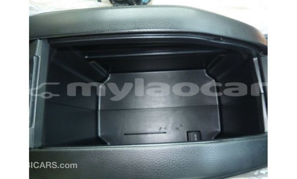 ຊື້ ການ ນຳ ເຂົ້າ Toyota Kluger White ລົດ ໃນ Import - Dubai ໃນ Attapeu Province ຊື້ ການ ນຳ ເຂົ້າ Toyota Kluger White ລົດ ໃນ Import - Dubai ໃນ Attapeu Province