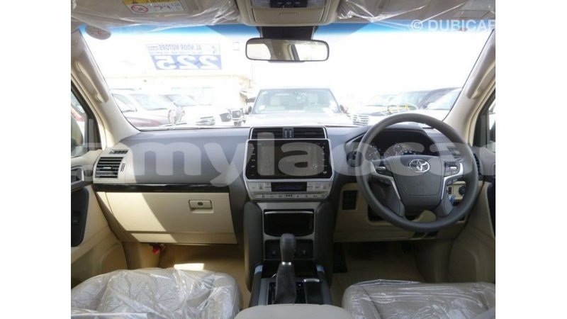 Big with watermark 0954cfd6 c9fd 4418 ab30 bca9ab6f97cb