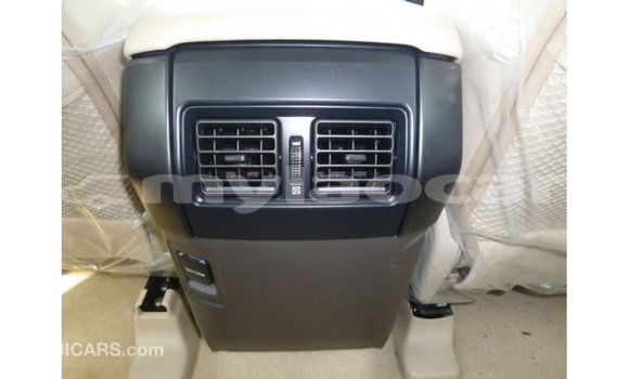 Acheter Import Voiture Toyota Prado Marron à Import - Dubai, Attapeu Province Acheter Import Voiture Toyota Prado Marron à Import - Dubai, Attapeu Province