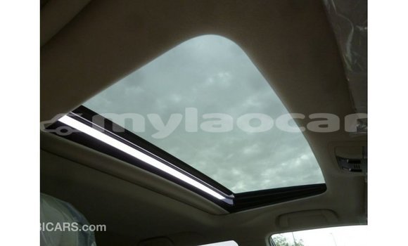 Buy Import Toyota Prado White Car in Import - Dubai in Attapeu Province Buy Import Toyota Prado White Car in Import - Dubai in Attapeu Province