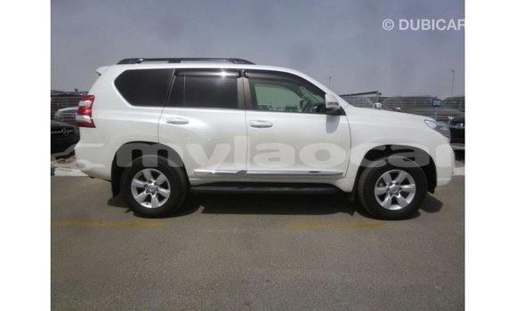 ຊື້ ການ ນຳ ເຂົ້າ Toyota Prado White ລົດ ໃນ Import - Dubai ໃນ Attapeu Province ຊື້ ການ ນຳ ເຂົ້າ Toyota Prado White ລົດ ໃນ Import - Dubai ໃນ Attapeu Province