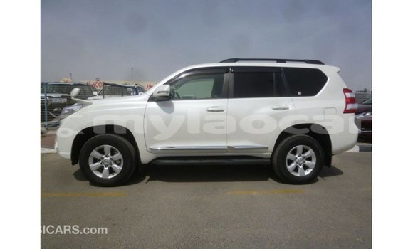 ຊື້ ການ ນຳ ເຂົ້າ Toyota Prado White ລົດ ໃນ Import - Dubai ໃນ Attapeu Province ຊື້ ການ ນຳ ເຂົ້າ Toyota Prado White ລົດ ໃນ Import - Dubai ໃນ Attapeu Province