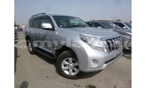 ຊື້ ການ ນຳ ເຂົ້າ Toyota Prado Other ລົດ ໃນ Import - Dubai ໃນ Attapeu Province